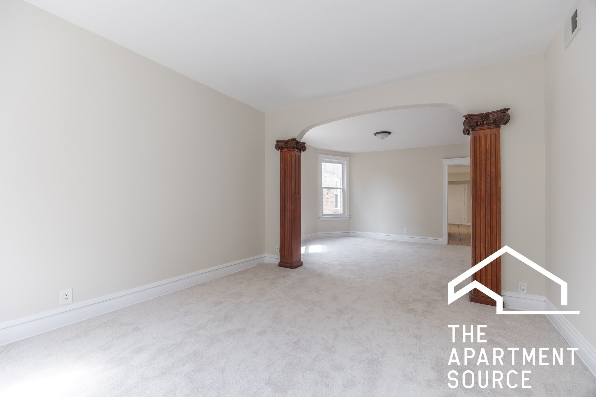 Building Photo - 2110 N Avers Ave