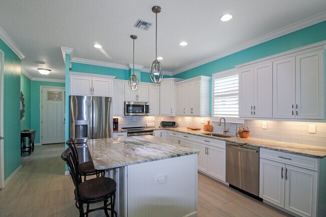 Building Photo - 128 Colebrook Ct