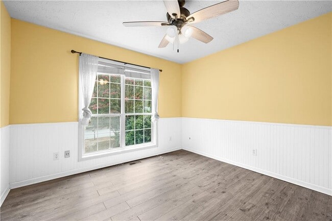 Building Photo - 3075 Dogwood Creek Pkwy NW