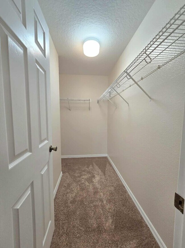 Building Photo - Beautifully Updated Home in Central Bartow...