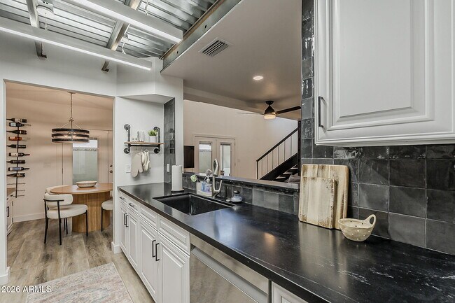 Building Photo - 3136 N 38th St
