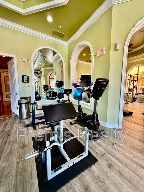 Building Photo - 2738 Via Tivoli