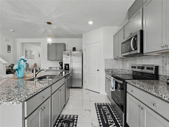 Building Photo - 2085 Doe Run Dr