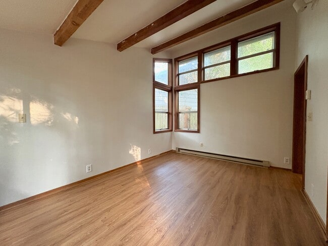 Building Photo - 3060 Onyx St