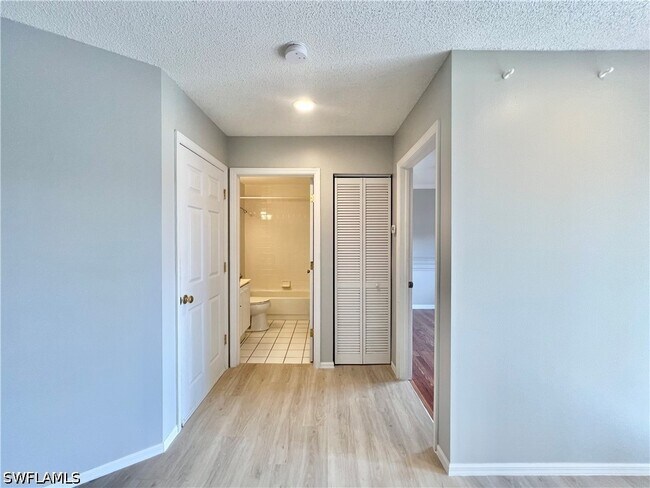 Building Photo - 7749 Jewel Ln