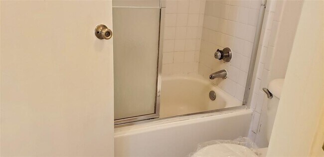 Building Photo - 3600 Jeanetta St