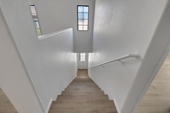 Building Photo - Repainted, Remodeled, Refreshed! 2 Bed 2 Bath - Rancho & Lake Mead Area Condo, Gated