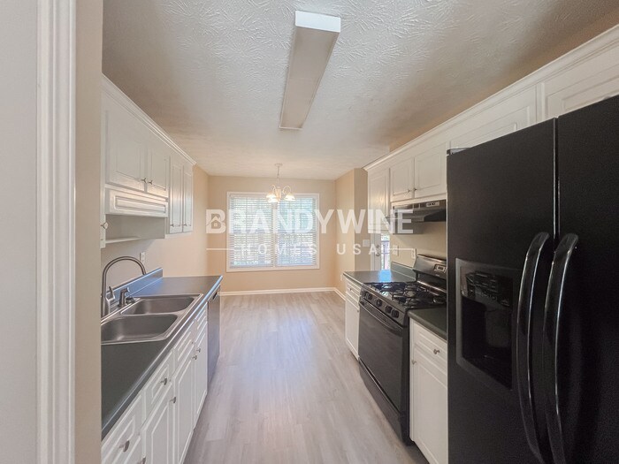 Building Photo - 45 Lydia Ct