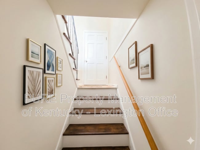 Building Photo - 2225 Sandra Ct