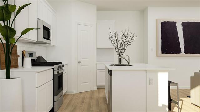 Building Photo - 8425 Honeylocust St