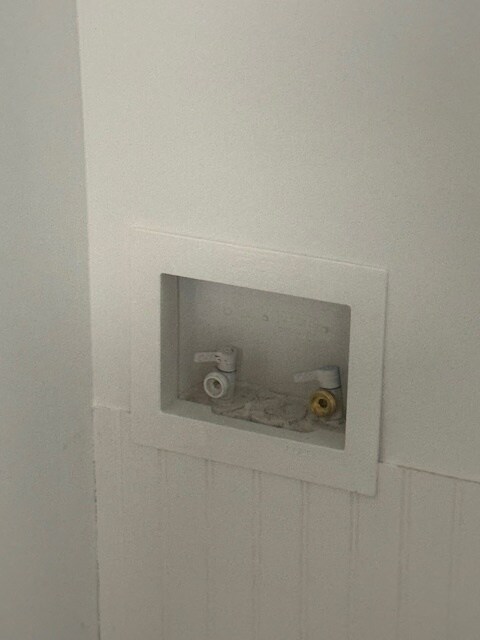 Building Photo - 64 Orchard St