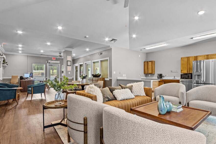 Clubhouse - Chandler Ridge