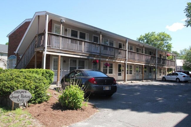 Primary Photo - 157 Main Street, Unit B