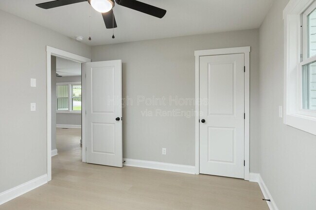 Building Photo - 5403 Kimbro St