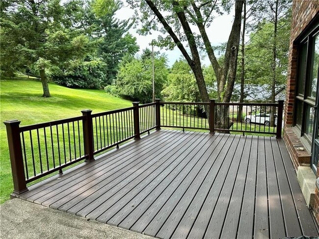 Building Photo - 112 Pheasant Dr