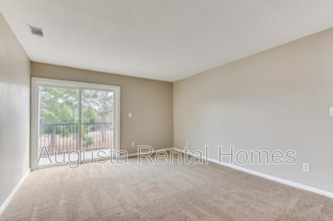 Building Photo - 3006 Strickland Ct