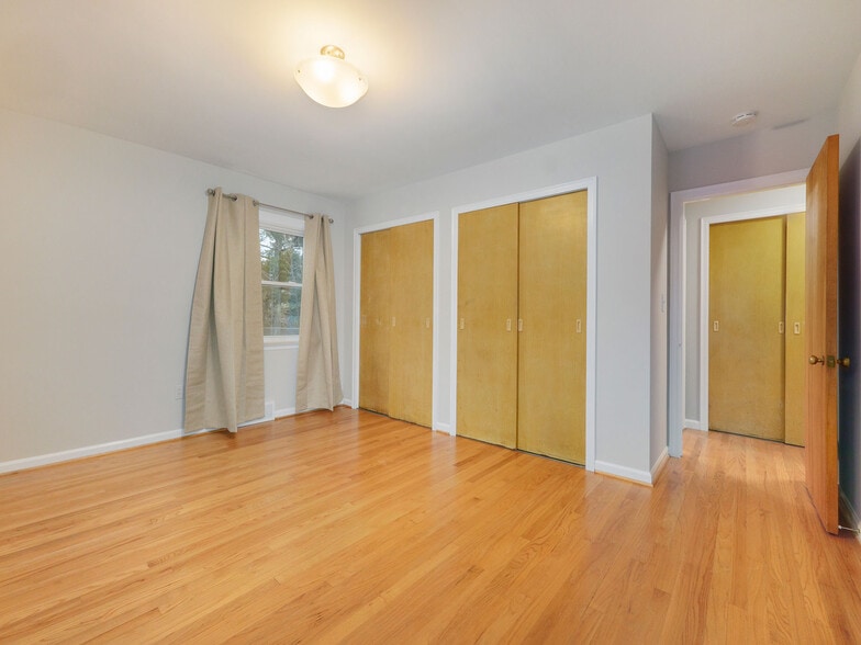 Master bedroom - 516 Berkley Ave