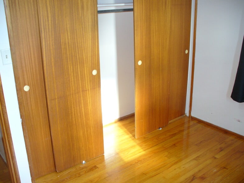 Building Photo - 6845 Carman Dr