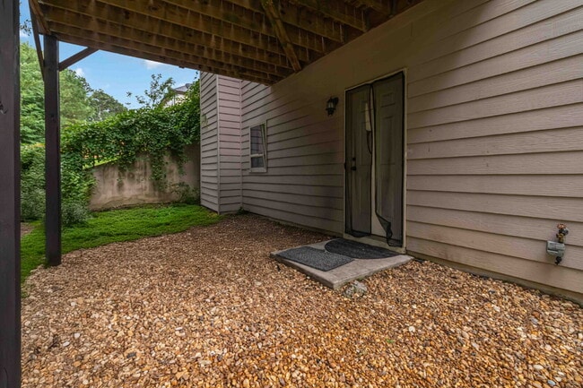 Building Photo - 871 Overlook Path Way