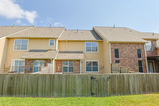 Building Photo - 1620 Grable Cove Ln