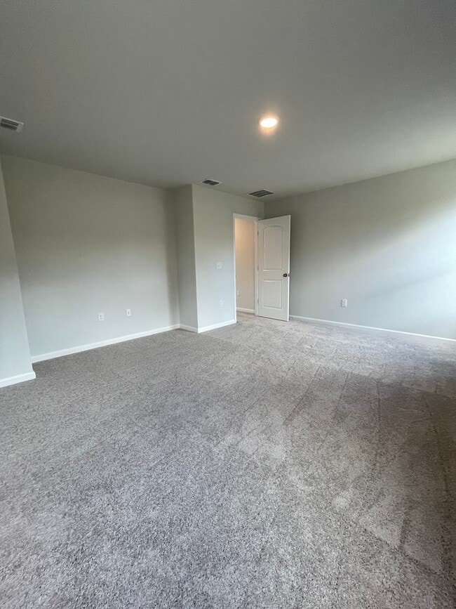 Building Photo - 108 Millbrook Dr