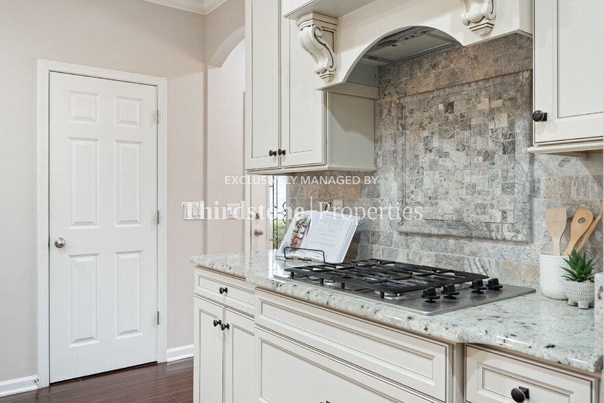 Building Photo - 47 Myrtle Park Point