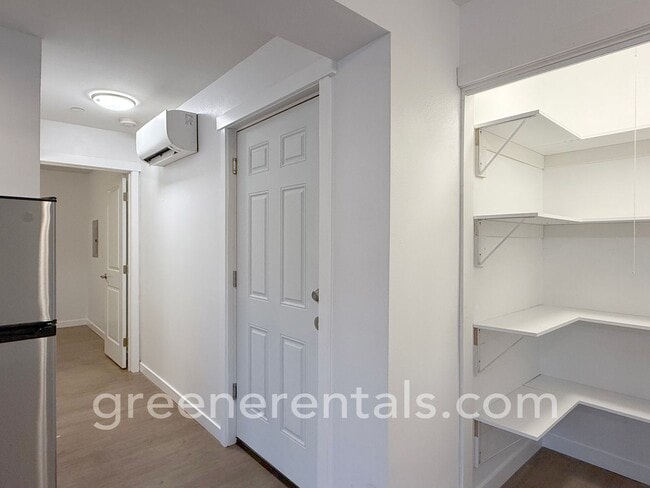 Building Photo - 1944 Olympia Ave NE