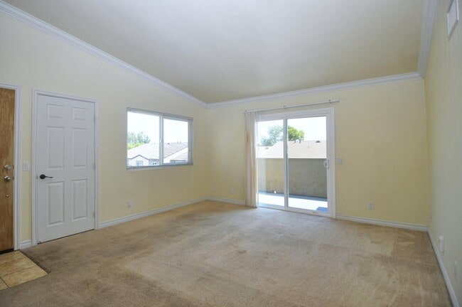 Building Photo - 5022 Los Morros Way