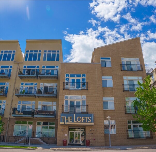 Building Photo - 7240 W Custer Ave