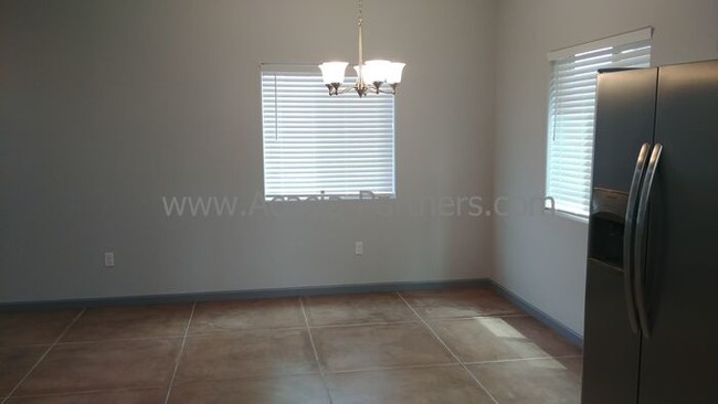 Building Photo - Two Bedroom Town Home