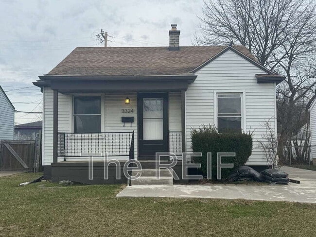 Building Photo - 3324 Greenfield Rd