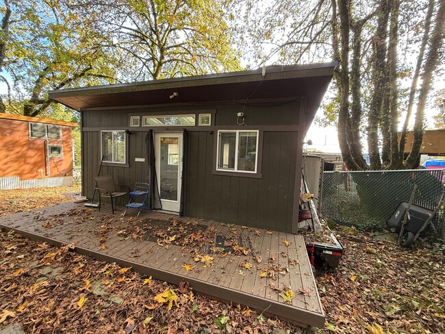 Building Photo - Tiny Home Adventure Awaits! W/ Creative Space