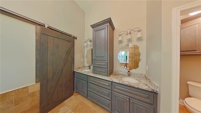 Building Photo - 11355 Vedrines Dr