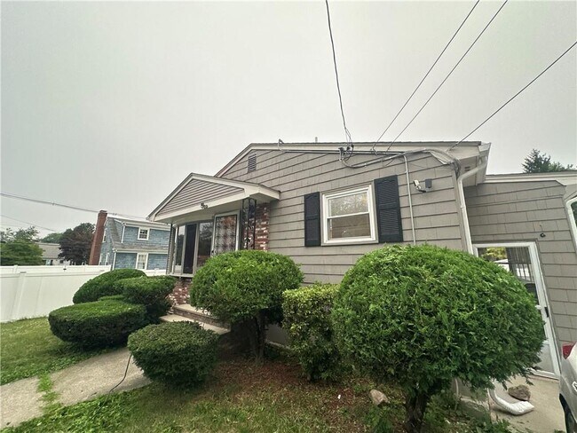 Building Photo - 8 Ashby St