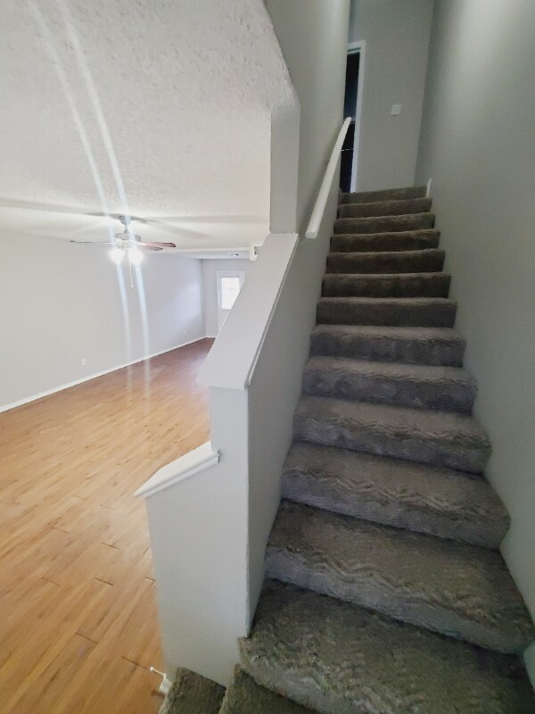 Building Photo - 120 S Las Vegas Trail