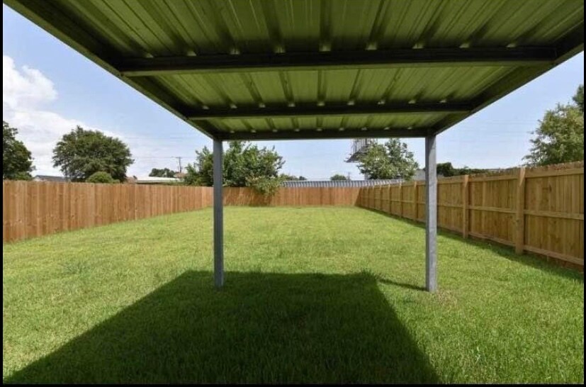 Backyard - 6150 Hansen Blvd