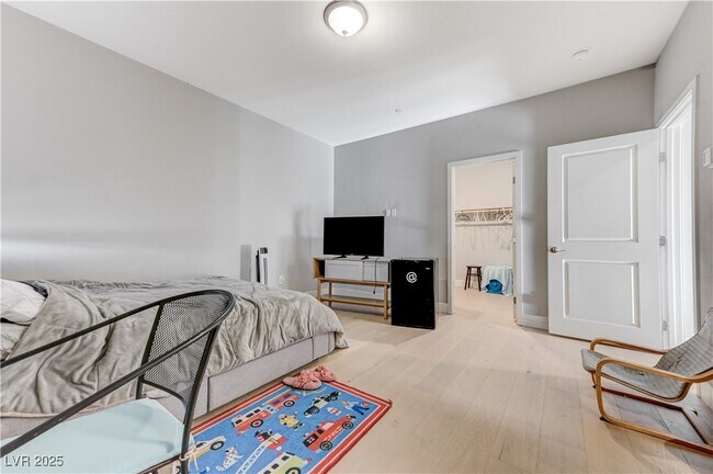 Building Photo - 7572 Mount Spokane Ct