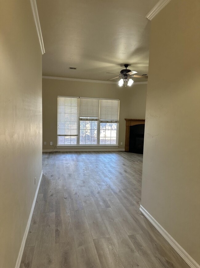 Building Photo - 4616 Alpine Pl