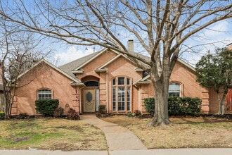 Building Photo - 317 N Fountain Gate Dr