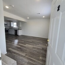 Building Photo - Townhomes Now Available in Strafford MO!