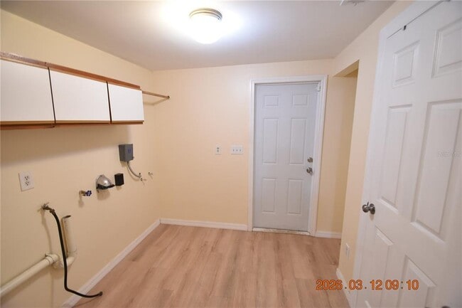 Building Photo - 1106 E Seneca Ave