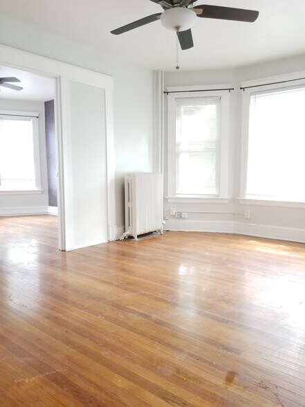 Building Photo - 365 Prospect Ave