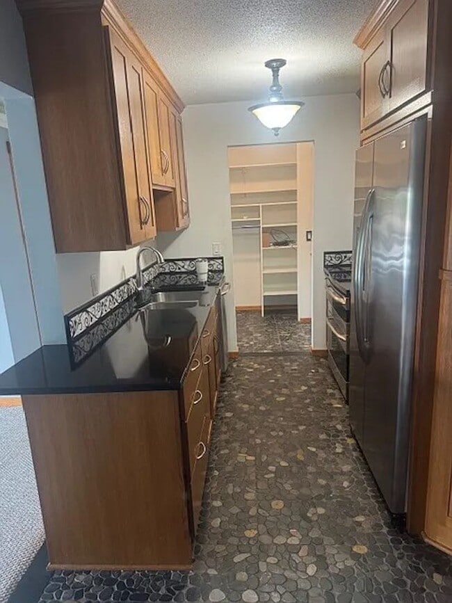 Building Photo - 4407 Wilshire Blvd