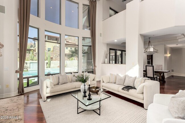 Building Photo - 8614 N 17th Pl