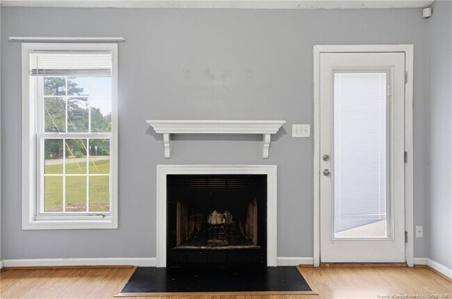 Building Photo - 111 Hobson Ct