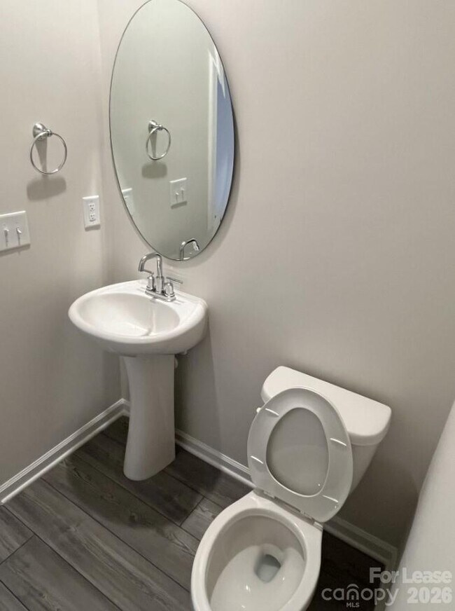 Building Photo - 5173 Brailey Cir