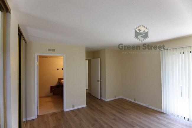 Building Photo - 3843 Camino Lindo