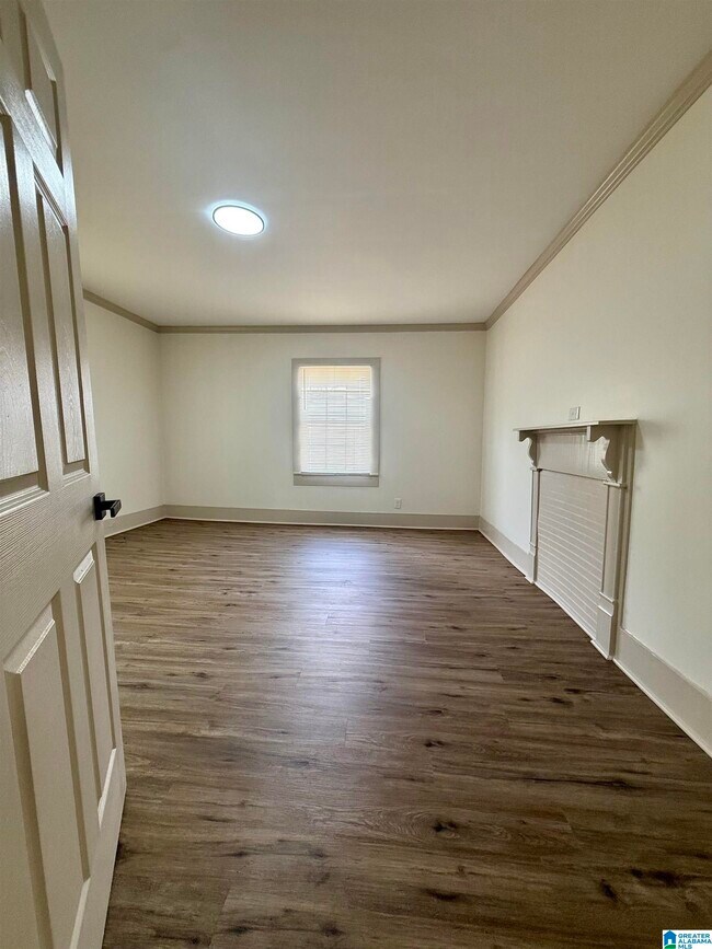 Building Photo - 1458 Hueytown Rd