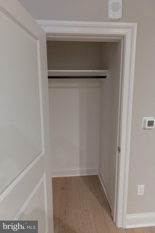 Building Photo - 1411 Walnut St