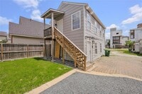 Building Photo - 3310 Crawford St
